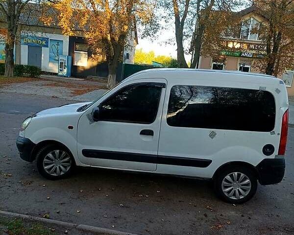 Белый Рено Кенгу, объемом двигателя 1.5 л и пробегом 385 тыс. км за 2600 $, фото 8 на Automoto.ua