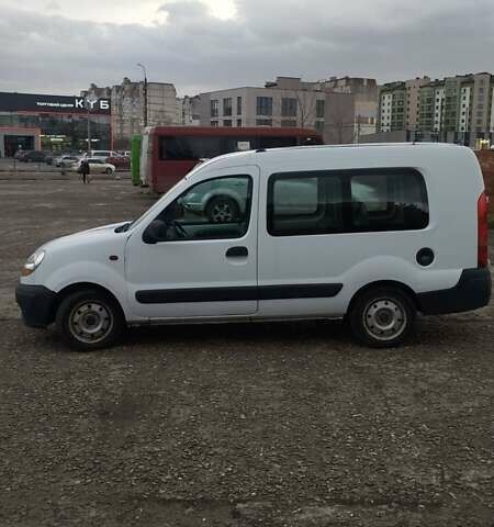 Белый Рено Кенгу, объемом двигателя 1.46 л и пробегом 185 тыс. км за 4000 $, фото 2 на Automoto.ua