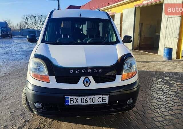 Белый Рено Кенгу, объемом двигателя 1.5 л и пробегом 193 тыс. км за 3500 $, фото 6 на Automoto.ua