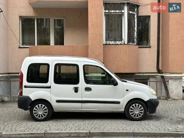 Белый Рено Кенгу, объемом двигателя 1.9 л и пробегом 250 тыс. км за 2499 $, фото 3 на Automoto.ua