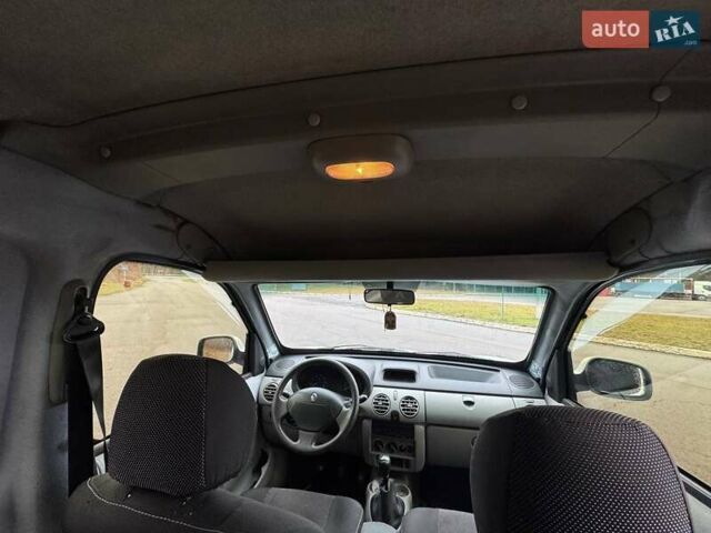 Білий Рено Кєнгу, об'ємом двигуна 1.46 л та пробігом 271 тис. км за 4000 $, фото 22 на Automoto.ua