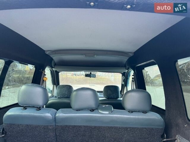 Белый Рено Кенгу, объемом двигателя 1.46 л и пробегом 289 тыс. км за 3999 $, фото 14 на Automoto.ua