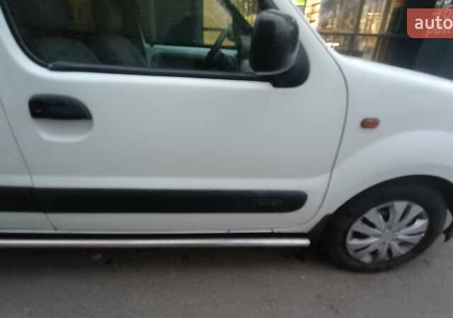 Белый Рено Кенгу, объемом двигателя 1.5 л и пробегом 263 тыс. км за 4200 $, фото 4 на Automoto.ua