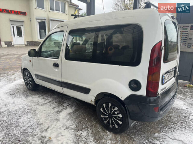 Белый Рено Кенгу, объемом двигателя 1.5 л и пробегом 50 тыс. км за 2700 $, фото 3 на Automoto.ua