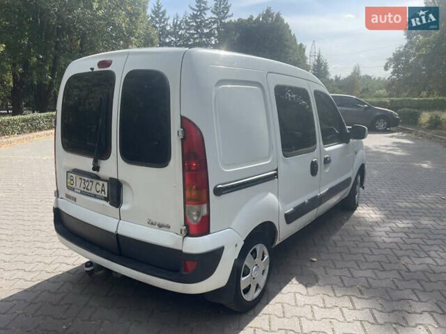 Белый Рено Кенгу, объемом двигателя 1.46 л и пробегом 260 тыс. км за 4199 $, фото 5 на Automoto.ua