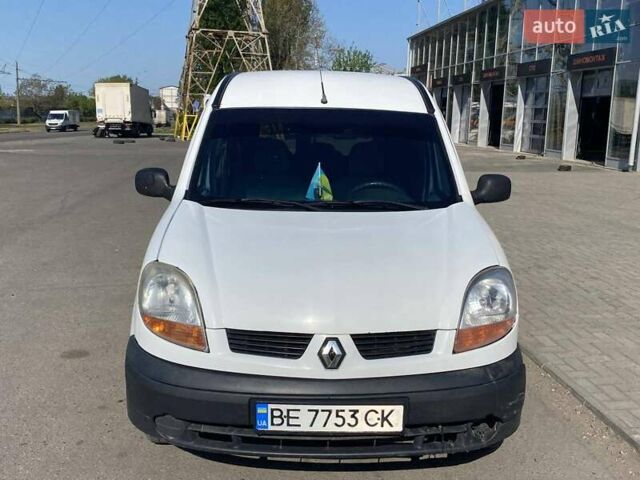 Белый Рено Кенгу, объемом двигателя 1.46 л и пробегом 417 тыс. км за 3500 $, фото 3 на Automoto.ua