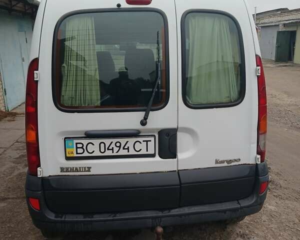 Белый Рено Кенгу, объемом двигателя 1.46 л и пробегом 239 тыс. км за 4500 $, фото 1 на Automoto.ua