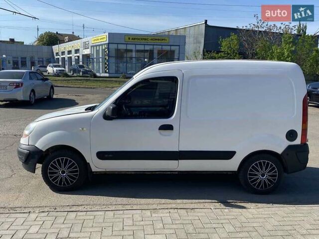 Белый Рено Кенгу, объемом двигателя 1.46 л и пробегом 417 тыс. км за 3500 $, фото 14 на Automoto.ua