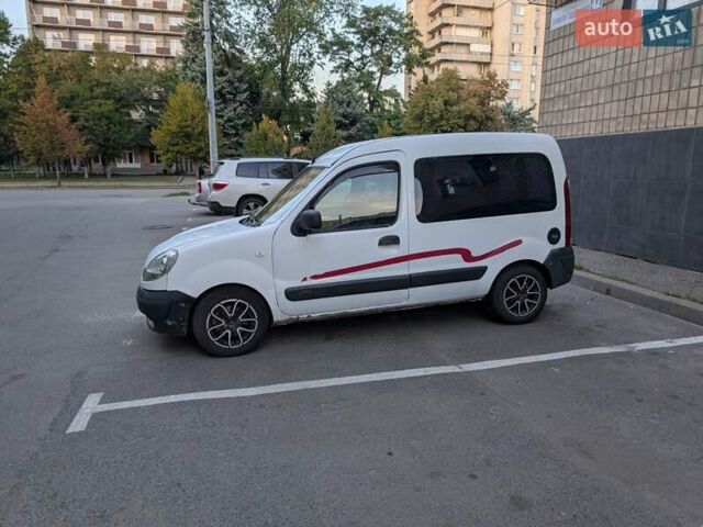 Белый Рено Кенгу, объемом двигателя 1.5 л и пробегом 348 тыс. км за 3000 $, фото 6 на Automoto.ua