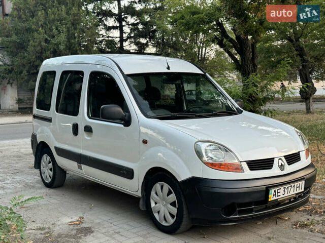Білий Рено Кєнгу, об'ємом двигуна 1.5 л та пробігом 340 тис. км за 4350 $, фото 2 на Automoto.ua