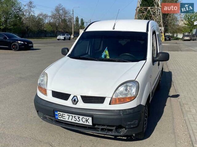 Белый Рено Кенгу, объемом двигателя 1.46 л и пробегом 417 тыс. км за 3500 $, фото 2 на Automoto.ua