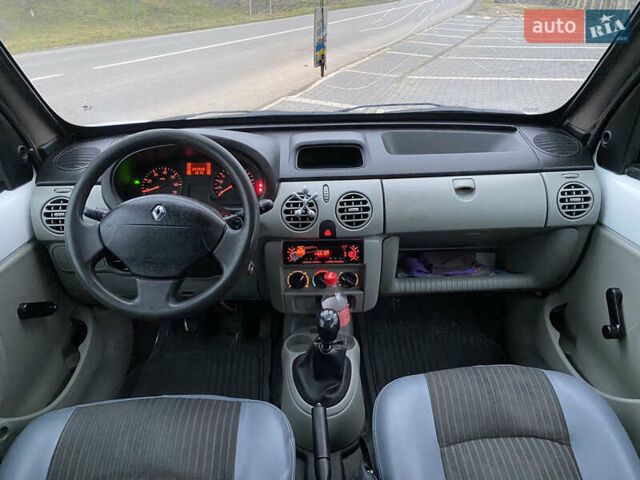Білий Рено Кєнгу, об'ємом двигуна 1.5 л та пробігом 282 тис. км за 3299 $, фото 17 на Automoto.ua