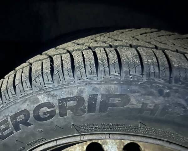 Белый Рено Кенгу, объемом двигателя 1.5 л и пробегом 350 тыс. км за 4200 $, фото 22 на Automoto.ua