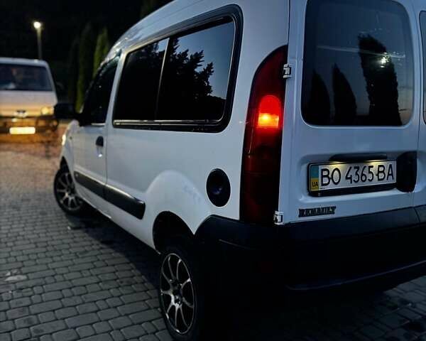 Білий Рено Кєнгу, об'ємом двигуна 1.5 л та пробігом 180 тис. км за 3950 $, фото 2 на Automoto.ua