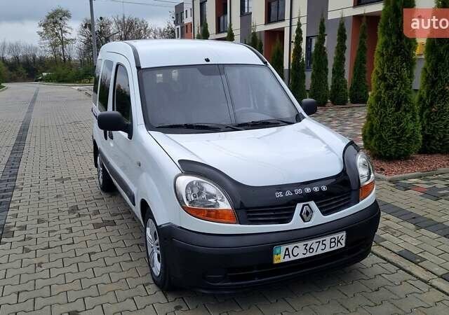Білий Рено Кєнгу, об'ємом двигуна 1.46 л та пробігом 321 тис. км за 3550 $, фото 2 на Automoto.ua