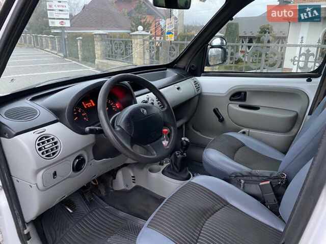 Білий Рено Кєнгу, об'ємом двигуна 1.5 л та пробігом 282 тис. км за 3299 $, фото 9 на Automoto.ua