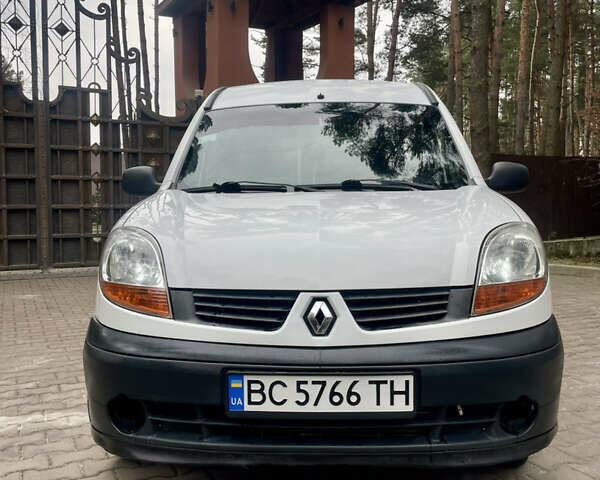 Белый Рено Кенгу, объемом двигателя 1.46 л и пробегом 250 тыс. км за 3350 $, фото 1 на Automoto.ua