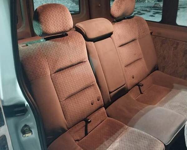 Білий Рено Кєнгу, об'ємом двигуна 1.46 л та пробігом 140 тис. км за 3600 $, фото 13 на Automoto.ua