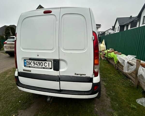 Белый Рено Кенгу, объемом двигателя 1.5 л и пробегом 350 тыс. км за 4200 $, фото 2 на Automoto.ua