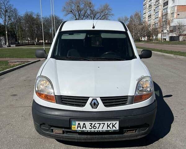 Белый Рено Кенгу, объемом двигателя 1.5 л и пробегом 294 тыс. км за 3950 $, фото 5 на Automoto.ua