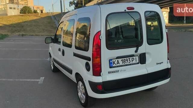 Белый Рено Кенгу, объемом двигателя 1.2 л и пробегом 187 тыс. км за 4803 $, фото 11 на Automoto.ua