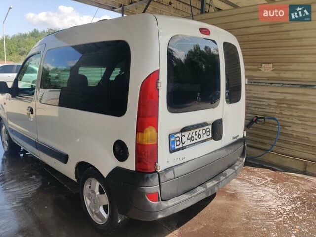 Белый Рено Кенгу, объемом двигателя 1.46 л и пробегом 360 тыс. км за 3300 $, фото 4 на Automoto.ua