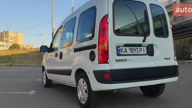 Белый Рено Кенгу, объемом двигателя 1.2 л и пробегом 187 тыс. км за 4803 $, фото 12 на Automoto.ua