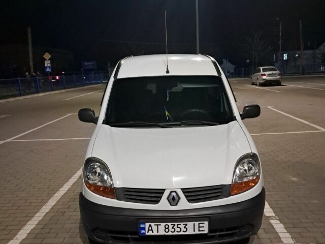 Белый Рено Кенгу, объемом двигателя 1.5 л и пробегом 235 тыс. км за 3700 $, фото 3 на Automoto.ua