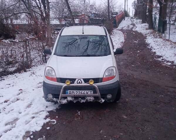 Белый Рено Кенгу, объемом двигателя 1.46 л и пробегом 420 тыс. км за 3700 $, фото 1 на Automoto.ua