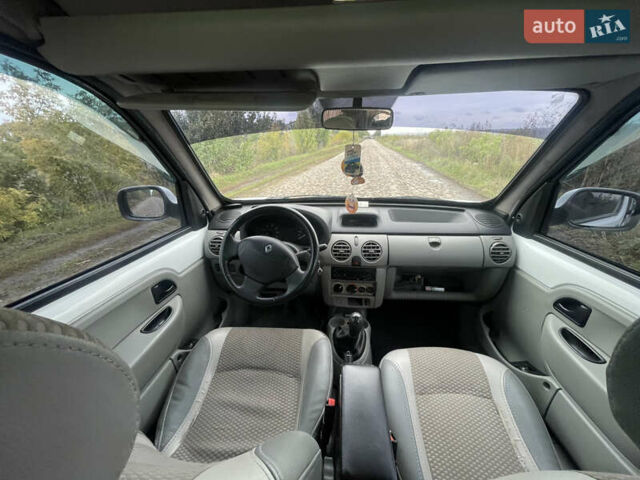 Белый Рено Кенгу, объемом двигателя 1.5 л и пробегом 265 тыс. км за 5000 $, фото 12 на Automoto.ua