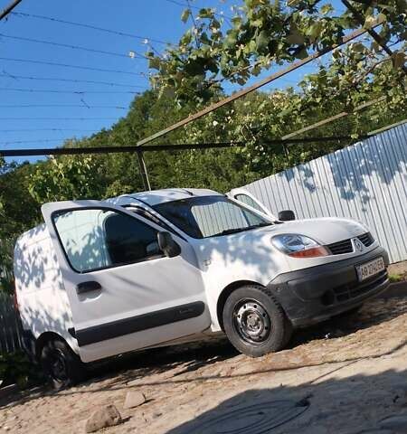 Белый Рено Кенгу, объемом двигателя 1.46 л и пробегом 210 тыс. км за 2800 $, фото 4 на Automoto.ua