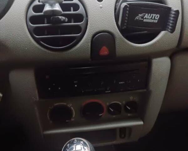 Белый Рено Кенгу, объемом двигателя 1.5 л и пробегом 323 тыс. км за 5200 $, фото 23 на Automoto.ua