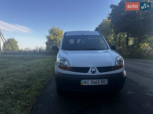 Белый Рено Кенгу, объемом двигателя 1.46 л и пробегом 252 тыс. км за 4299 $, фото 1 на Automoto.ua