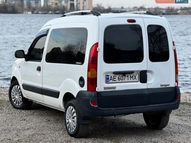 Белый Рено Кенгу, объемом двигателя 1.5 л и пробегом 347 тыс. км за 4000 $, фото 7 на Automoto.ua