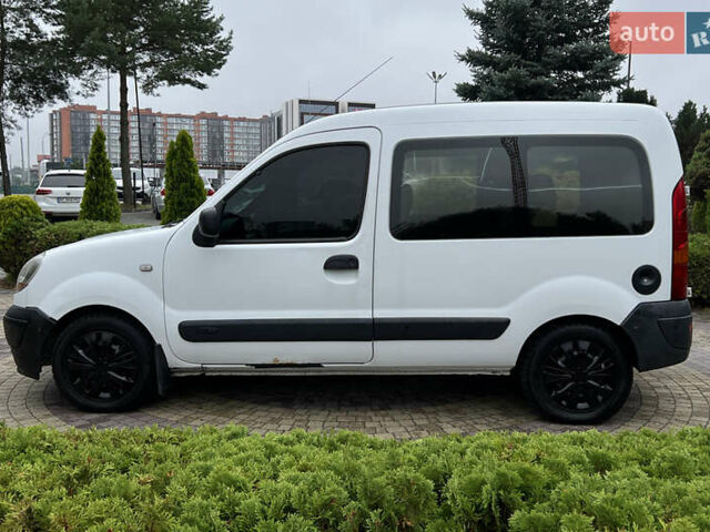 Белый Рено Кенгу, объемом двигателя 1.46 л и пробегом 240 тыс. км за 2800 $, фото 3 на Automoto.ua