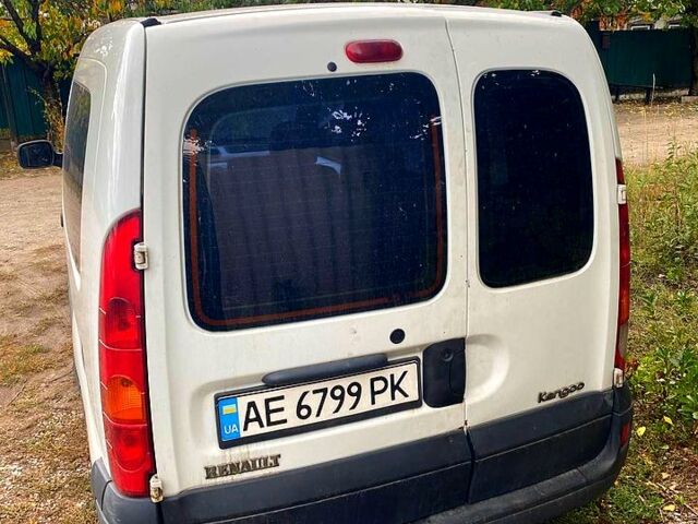 Білий Рено Кєнгу, об'ємом двигуна 1.5 л та пробігом 260 тис. км за 3100 $, фото 2 на Automoto.ua
