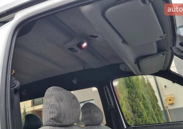 Білий Рено Кєнгу, об'ємом двигуна 1.46 л та пробігом 321 тис. км за 3550 $, фото 19 на Automoto.ua