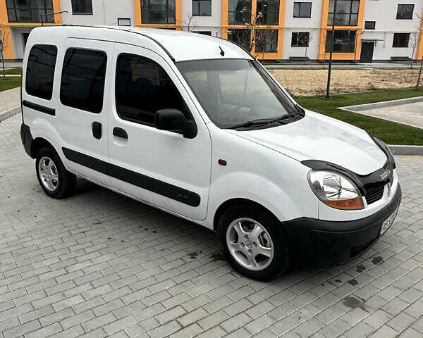 Білий Рено Кєнгу, об'ємом двигуна 1.46 л та пробігом 319 тис. км за 3500 $, фото 2 на Automoto.ua