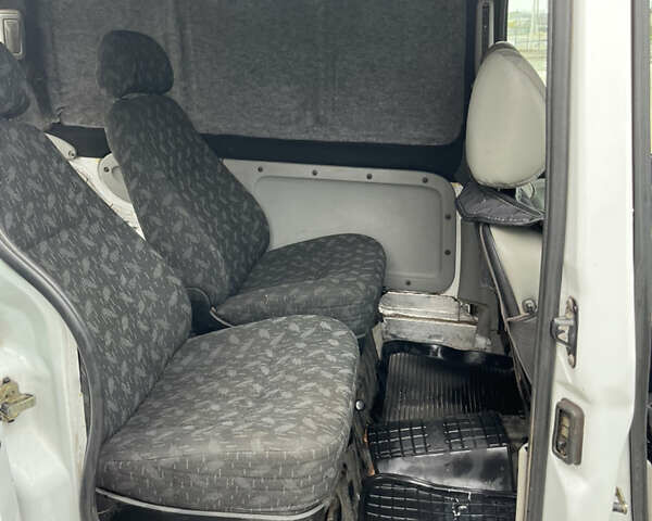 Білий Рено Кєнгу, об'ємом двигуна 1.46 л та пробігом 260 тис. км за 3100 $, фото 10 на Automoto.ua