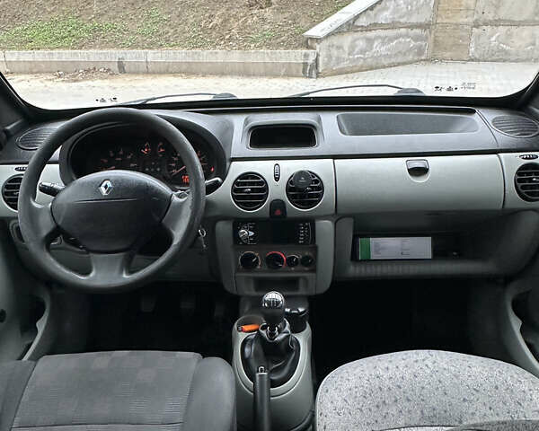 Білий Рено Кєнгу, об'ємом двигуна 1.46 л та пробігом 319 тис. км за 3500 $, фото 8 на Automoto.ua