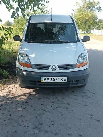 Білий Рено Кєнгу, об'ємом двигуна 1.15 л та пробігом 210 тис. км за 3800 $, фото 11 на Automoto.ua