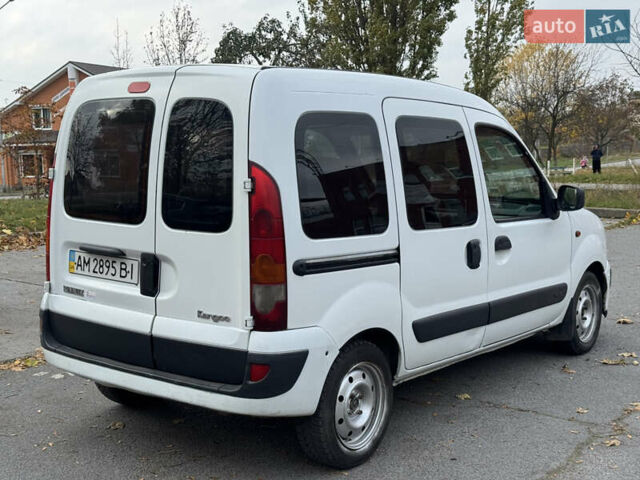Рено Кенгу 2006 в Житомире на Automoto.ua Белый Рено Кенгу, объемом двигателя 1.46 л и пробегом 254 тыс. км за 3999 $, фото 8 на Automoto.ua