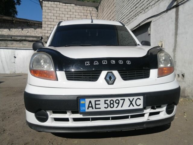 Рено Кєнгу 2006 у Кам'янське (Дніпродзержинськ) на Automoto.ua Білий Рено Кєнгу, об'ємом двигуна 1.5 л та пробігом 348 тис. км за 4200 $, фото 2 на Automoto.ua