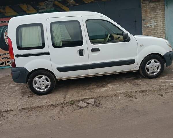 Белый Рено Кенгу, объемом двигателя 1.46 л и пробегом 239 тыс. км за 4500 $, фото 11 на Automoto.ua