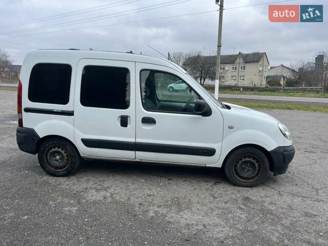 Белый Рено Кенгу, объемом двигателя 1.5 л и пробегом 261 тыс. км за 2950 $, фото 2 на Automoto.ua