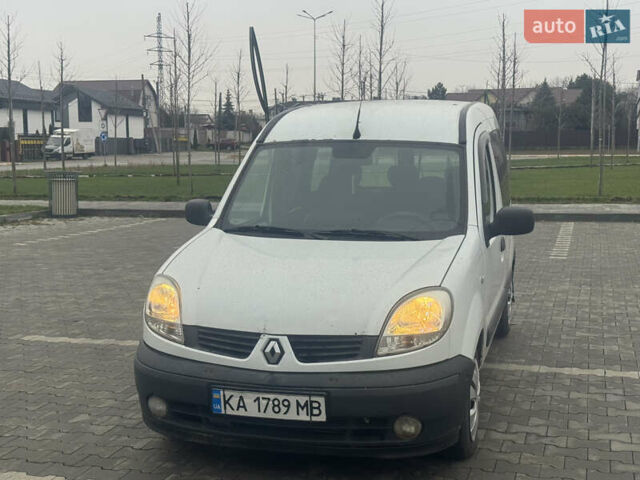 Белый Рено Кенгу, объемом двигателя 1.46 л и пробегом 330 тыс. км за 2300 $, фото 1 на Automoto.ua