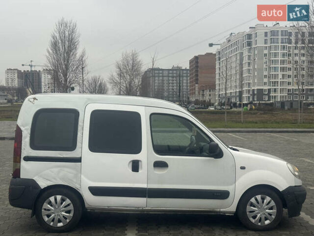 Белый Рено Кенгу, объемом двигателя 1.46 л и пробегом 330 тыс. км за 2300 $, фото 6 на Automoto.ua