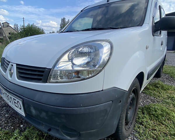 Белый Рено Кенгу, объемом двигателя 1.4 л и пробегом 238 тыс. км за 3200 $, фото 13 на Automoto.ua