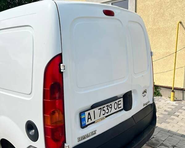 Білий Рено Кєнгу, об'ємом двигуна 1.6 л та пробігом 130 тис. км за 2400 $, фото 9 на Automoto.ua