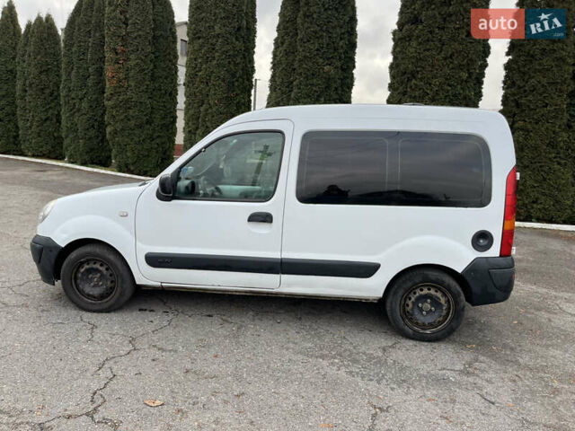 Белый Рено Кенгу, объемом двигателя 1.5 л и пробегом 261 тыс. км за 2950 $, фото 6 на Automoto.ua